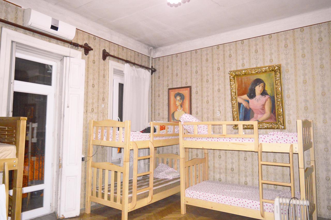 Amoun Hostel Tbilisi Exterior photo